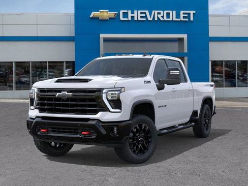 New 2026 Chevrolet Silverado 2500 LT image 6