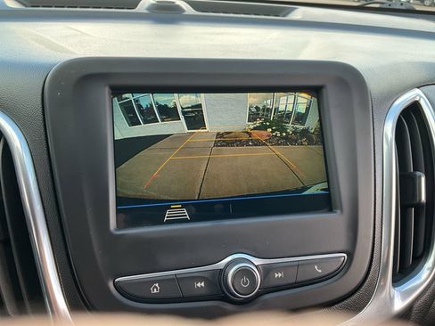 Used 2019 Chevrolet Equinox LT image 14
