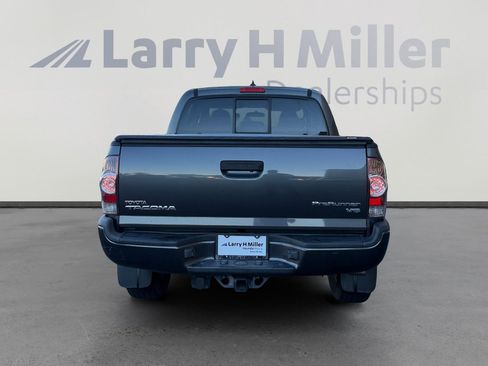 Used 2015 Toyota Tacoma PreRunner image 4