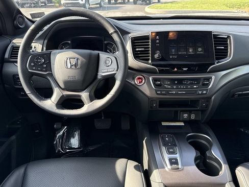 Used 2023 Honda Passport EX-L image 3