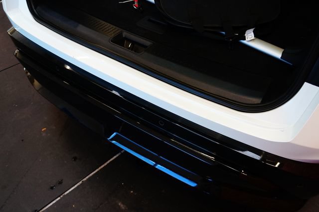 Certified 2023 Nissan Ariya FWD image 40