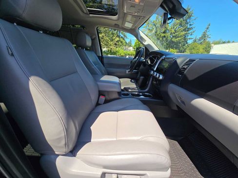 Certified 2020 Toyota Sequoia Limited w/ Safety & Convenience Package AWD/4WD image 11