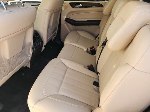 Certified 2018 Mercedes-Benz GLS 450 4MATIC image 31