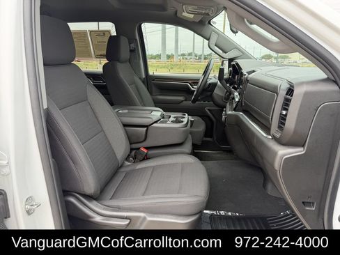 Used 2025 Chevrolet Silverado 1500 LT AWD/4WD image 30