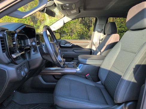 Used 2023 Chevrolet Silverado 1500 RST image 14