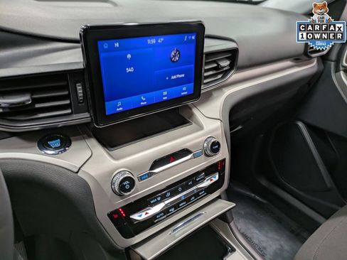 Used 2023 Ford Explorer XLT image 11