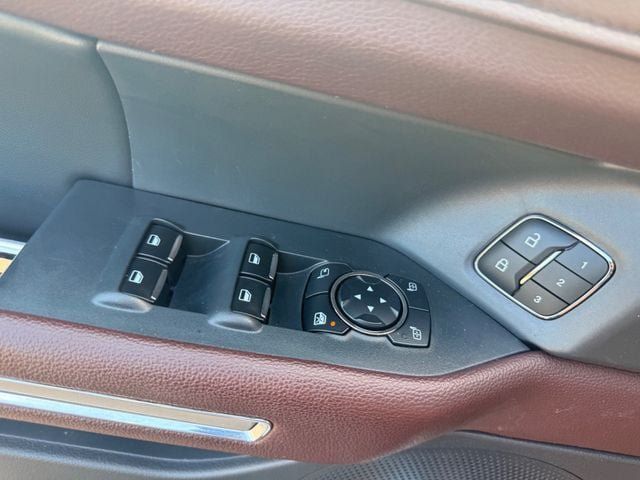 Used 2024 Ford Expedition Limited AWD/4WD image 7