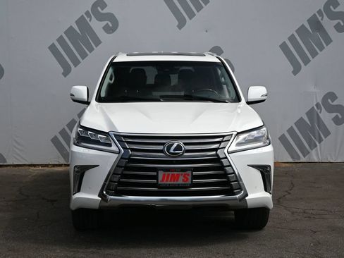 Used 2017 Lexus LX 570 4WD w/ Luxury Package image 2