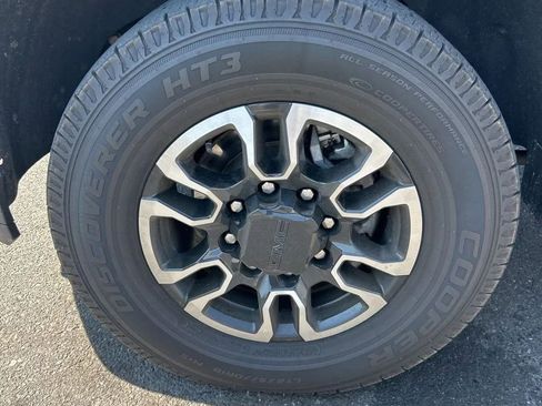 Used 2020 GMC Sierra 2500 SLT w/ SLT Convenience Package AWD/4WD image 15