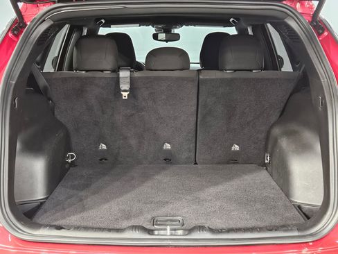 Used 2025 Jeep Compass Sport image 18