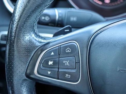 Used 2018 Mercedes-Benz C 300 C 300 image 38