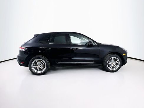 New 2026 Porsche Macan Base image 8