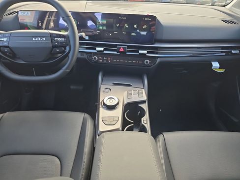 New 2026 Kia Sportage EX AWD/4WD image 15