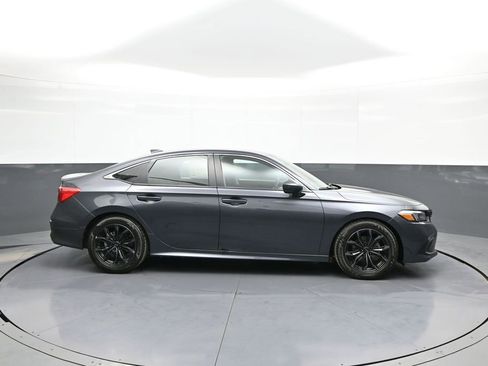 Certified 2022 Honda Civic LX image 5