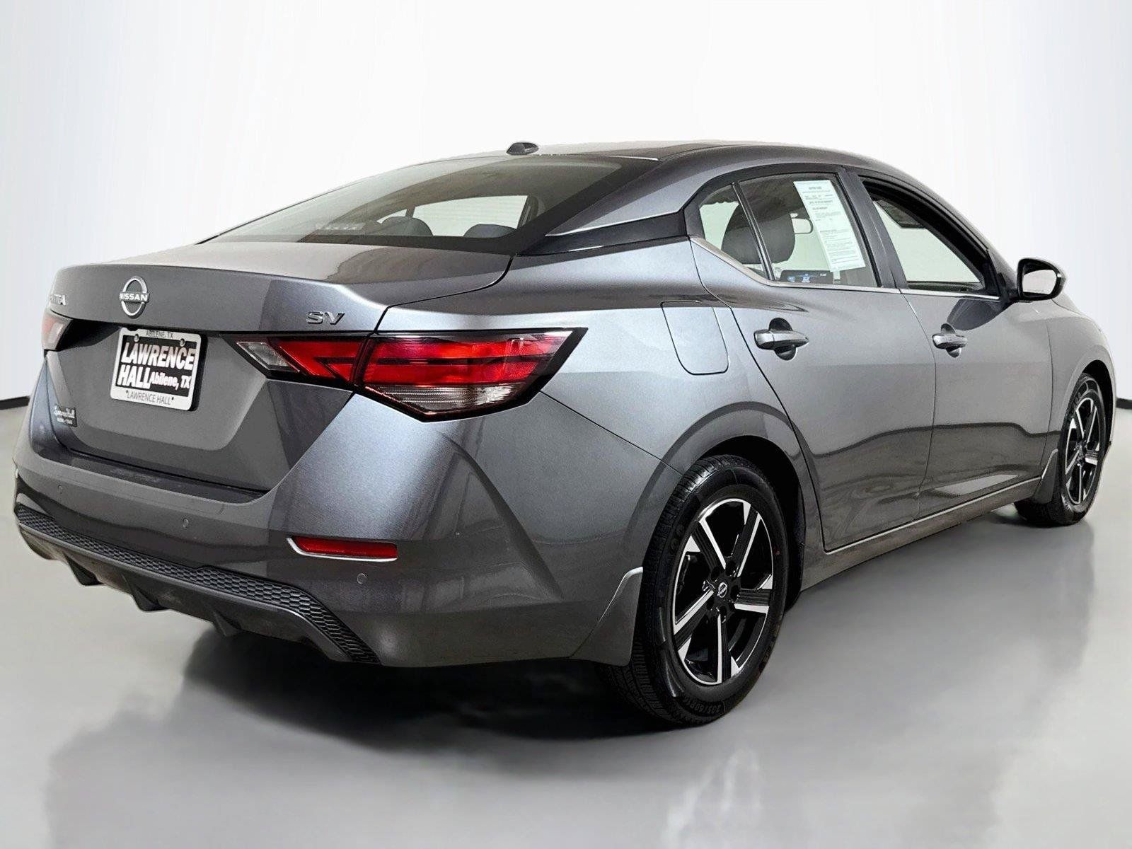 Used 2024 Nissan Sentra SV FWD image 4