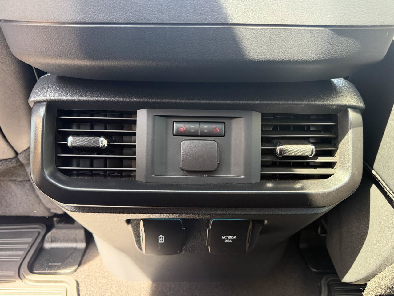Used 2025 Ford F150 Raptor AWD/4WD image 26