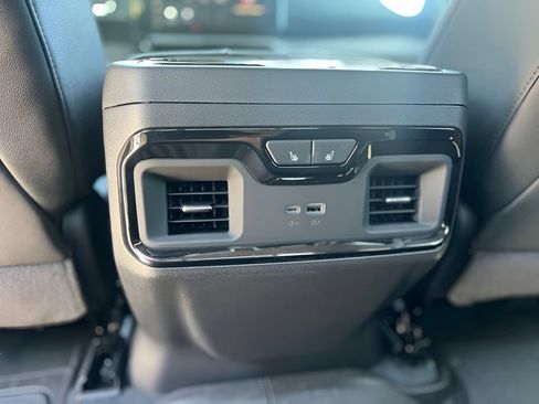 New 2026 GMC Sierra 1500 AT4 w/ AT4 Premium Package AWD/4WD image 11