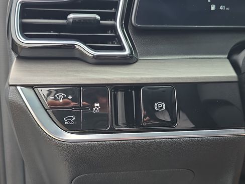 Certified 2023 Kia Sportage X-Pro AWD/4WD image 30