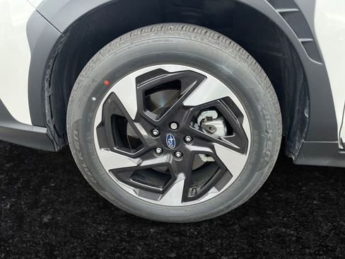 Used 2025 Subaru Crosstrek 2.5i Limited w/ Crosstrek Mirror Package image 27