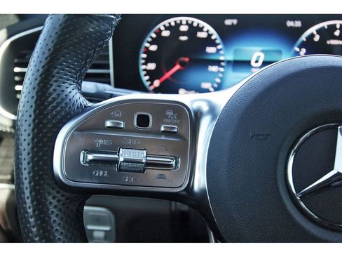 Used 2023 Mercedes-Benz GLS 450 4MATIC image 16