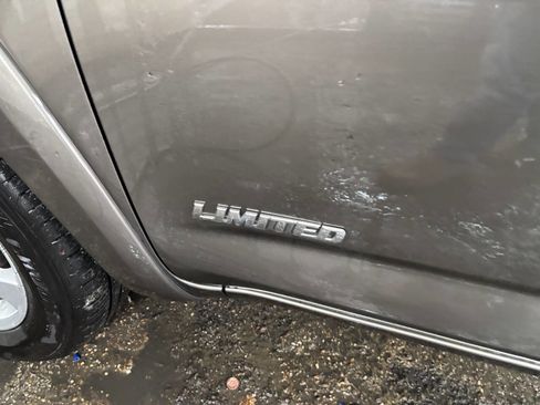 Used 2010 Toyota RAV4 Limited image 7