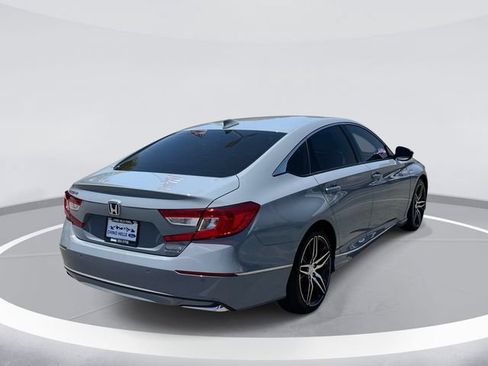 Used 2022 Honda Accord Touring image 5