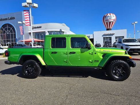 Certified 2025 Jeep Gladiator Sport AWD/4WD image 7