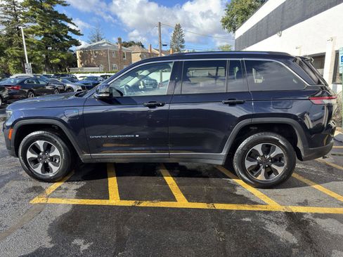 Used 2023 Jeep Grand Cherokee 4XE image 17