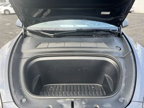 Used 2022 Tesla Model Y Performance image 20