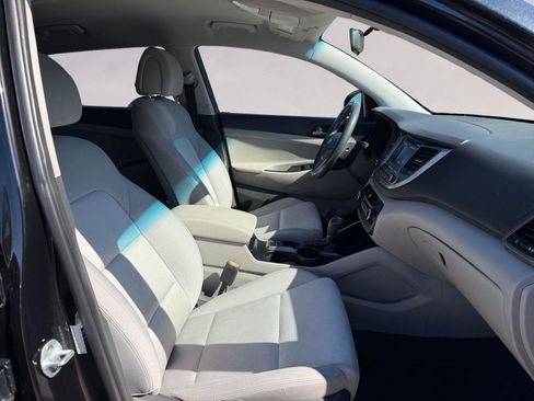 Used 2017 Hyundai Tucson Sport w/ Cargo Package image 15