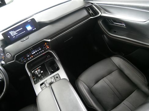 Used 2024 MAZDA CX-90 3.3 Turbo w/ Premium Package AWD/4WD image 11