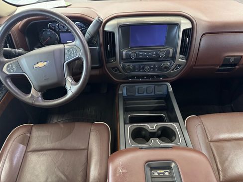 Used 2016 Chevrolet Silverado 1500 High Country AWD/4WD image 10
