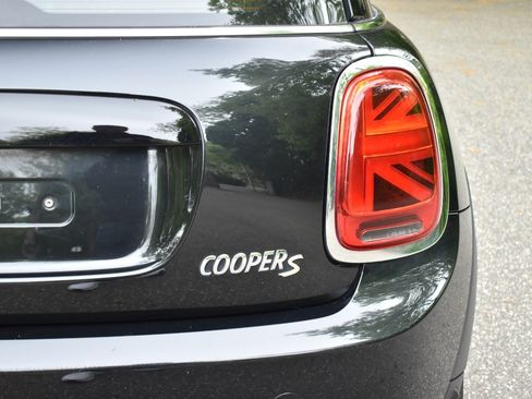 Used 2024 MINI Cooper SE FWD image 40