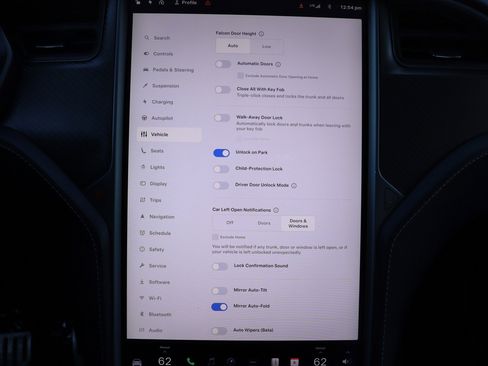 Used 2018 Tesla Model X P100D image 39