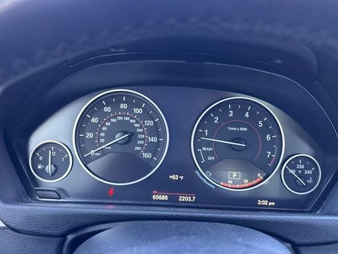 Used 2018 BMW 340i Sedan w/ Premium Package image 22