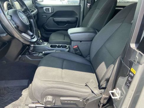Used 2020 Jeep Wrangler Sport AWD/4WD image 12