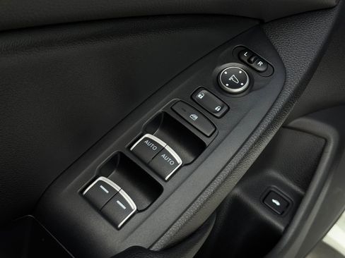 Used 2019 Honda Accord EX-L image 13