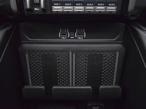 New 2026 RAM 2500 Laramie w/ Sport Appearance Package AWD/4WD image 29