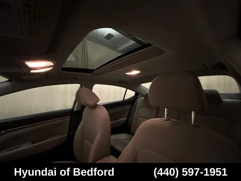 Used 2018 Hyundai Elantra Value Edition FWD image 19