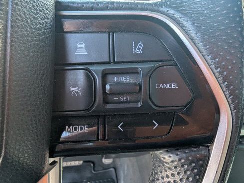 Used 2022 Toyota Tundra Platinum AWD/4WD image 15