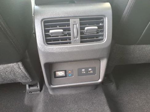 Certified 2021 Nissan Rogue SL w/ Premium Package image 18