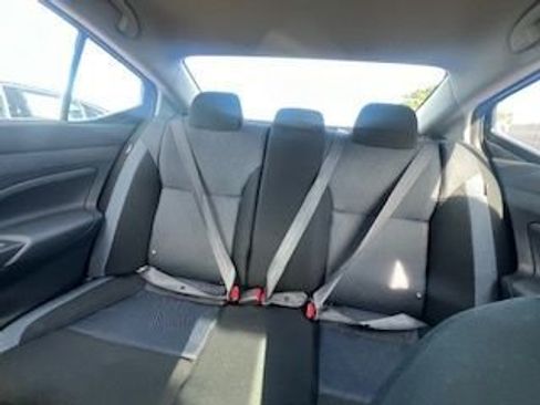 Used 2025 Nissan Versa SV image 16