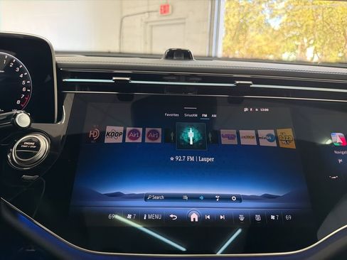 New 2026 Mercedes-Benz E 53 AMG e 4MATIC Sedan image 36