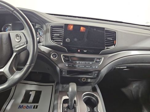 Used 2019 Honda Pilot EX-L image 17