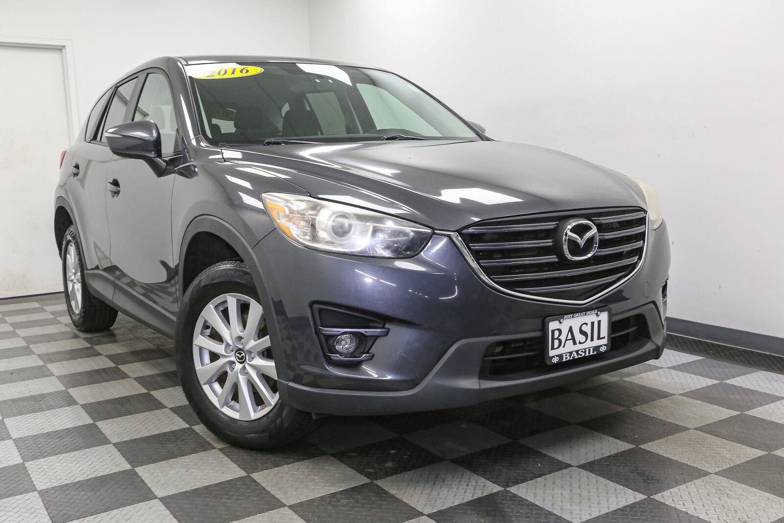 Used 2016 MAZDA CX-5 Touring AWD/4WD image 2