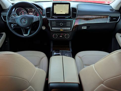 Used 2018 Mercedes-Benz GLE 350 4MATIC image 16