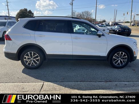 Used 2018 Volkswagen Tiguan SE image 24