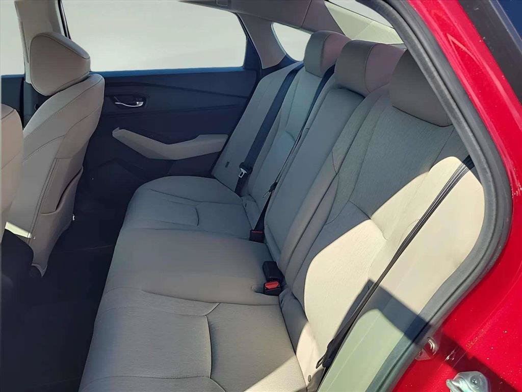 Used 2024 Honda Accord EX image 18