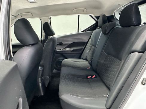 Used 2022 Nissan Kicks S FWD image 14