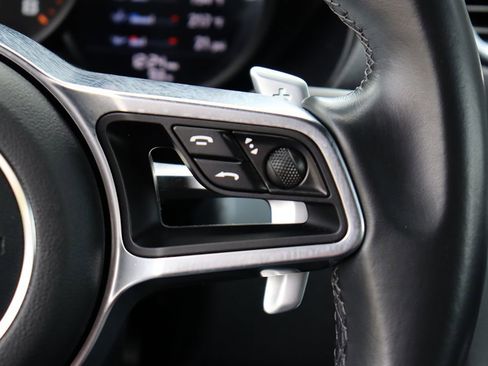 Used 2019 Porsche 718 Cayman image 15